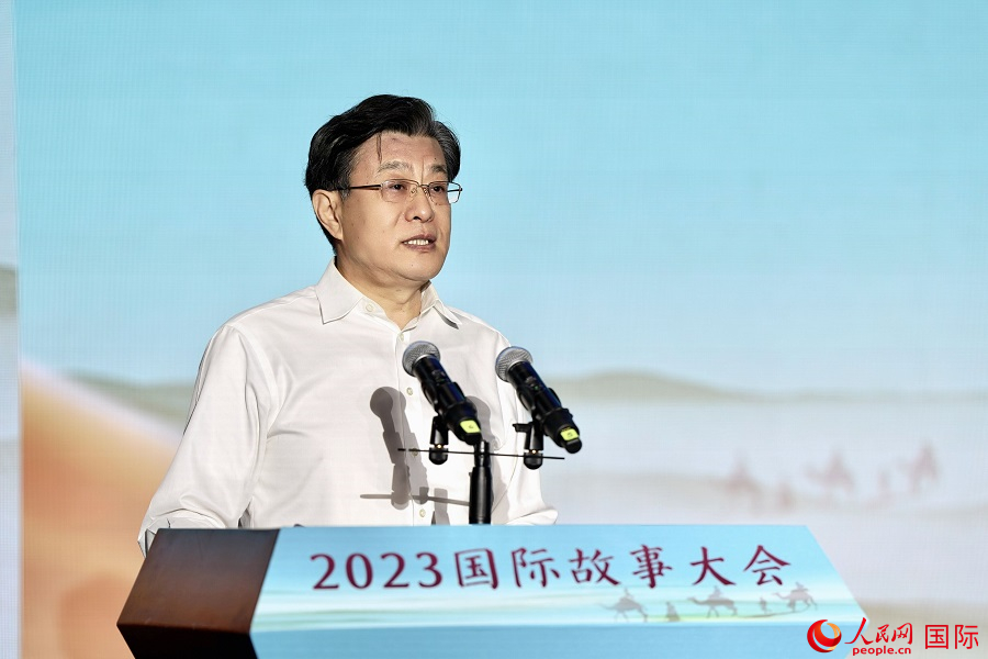 中國(guó)人民對(duì)外友好協(xié)會(huì)副會(huì)長(zhǎng)李?？罗o。人民網(wǎng) 盧鵬宇攝
