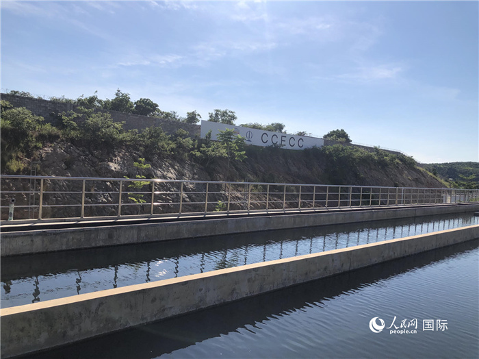 由中國土木工程（贊比亞）有限公司承建的卡夫河供水項目。人民網(wǎng)記者 黃培昭攝