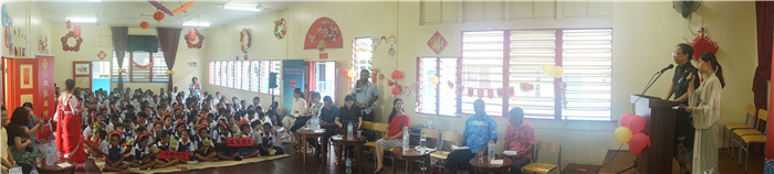 “歡樂春節(jié)進校園”在斐濟勞托卡中華學校禮堂舉行。陳鵬攝