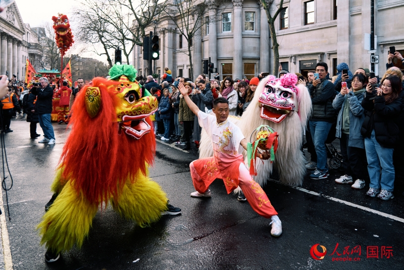 倫敦新春慶典現(xiàn)場(chǎng)。人民網(wǎng) 郭錦標(biāo)、楊浩鵬攝