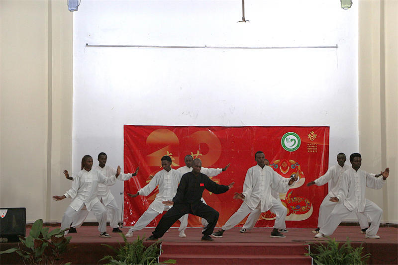 卡巴拉克大學春節(jié)體驗活動。埃格頓大學孔子學院供圖