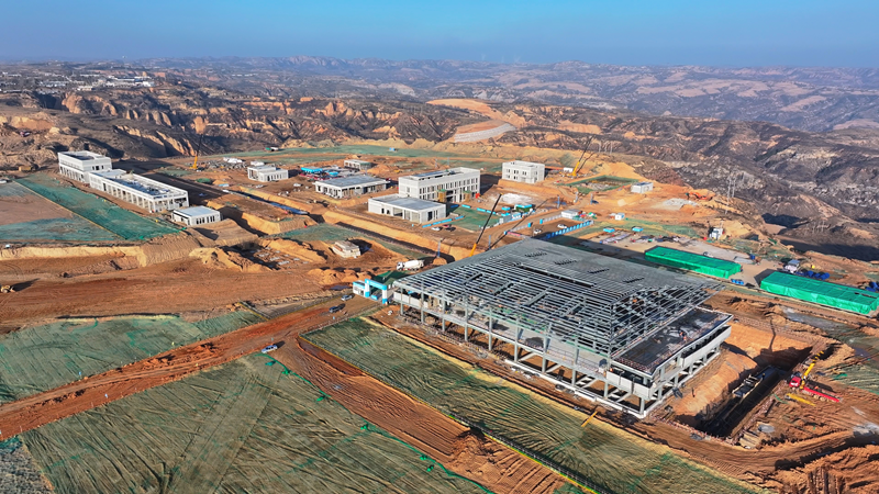 正在建設的府谷府州機場。朱鑫攝