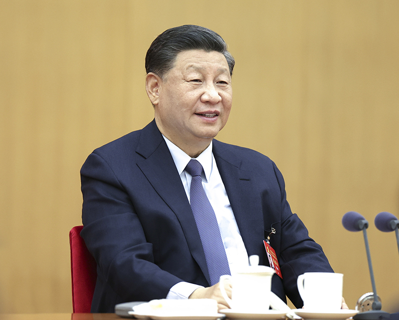 2022年10月17日，習(xí)近平同志參加黨的二十大廣西代表團(tuán)討論。
