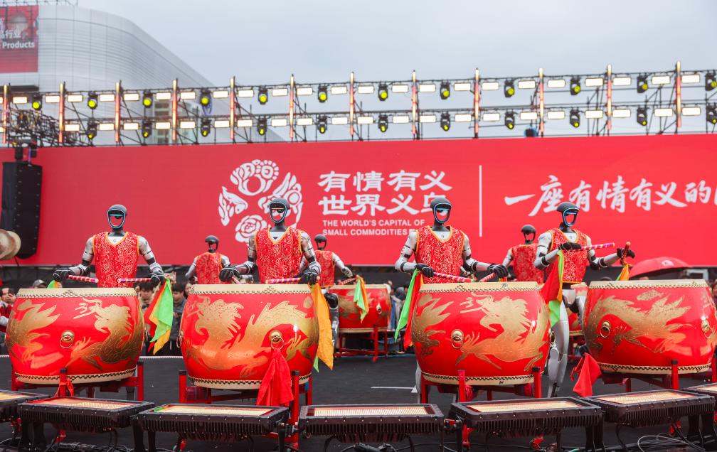 2026年2月28日，義烏全球數(shù)貿(mào)中心舉行新春開市儀式。