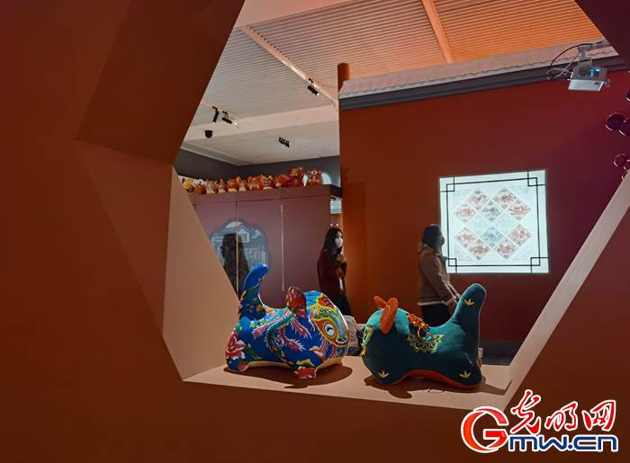 【新春走基層】視頻丨虎年看虎展！來(lái)國(guó)博感受虎文化