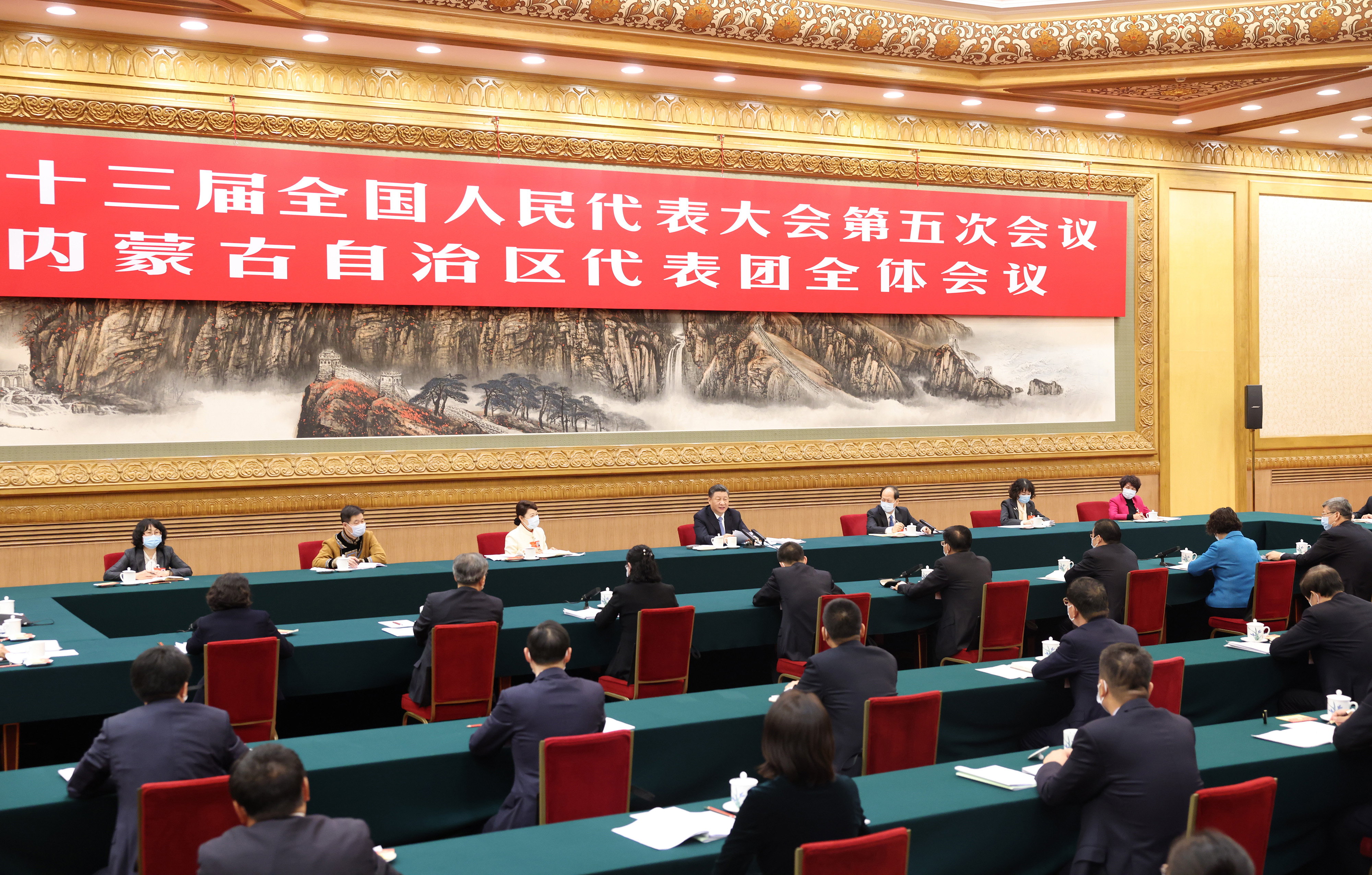2022年3月5日，習(xí)近平總書記參加十三屆全國人大五次會議內(nèi)蒙古代表團(tuán)的審議。